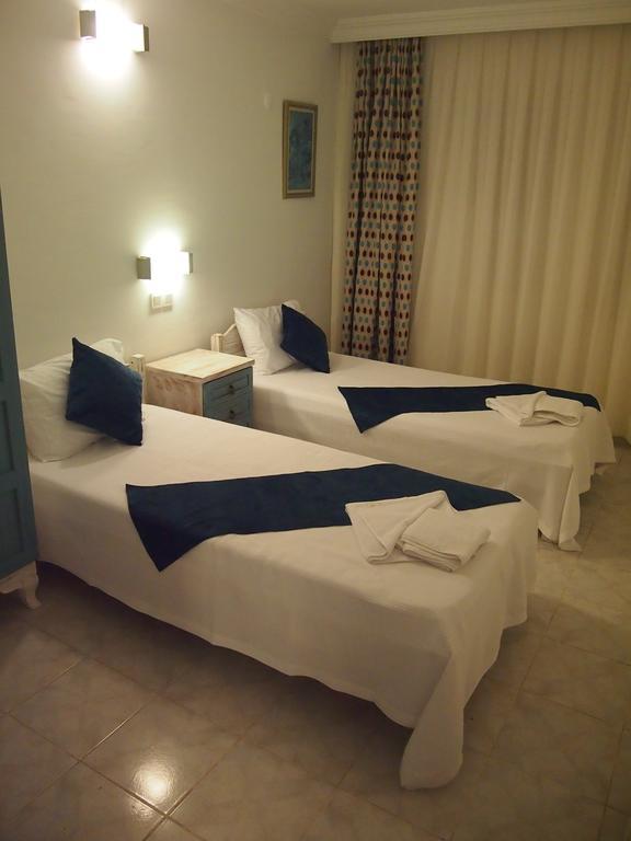 Ozcem Apart Aparthotel Fethiye Exterior foto